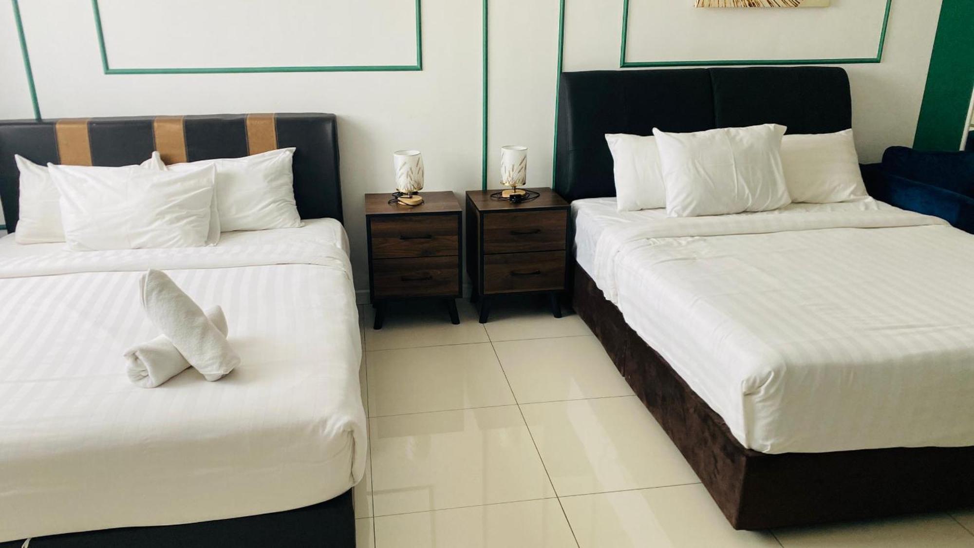 Chambers Residences Zfj World Pangsapuri *